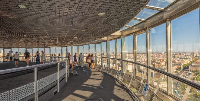 Torre del Faro de Moncloa